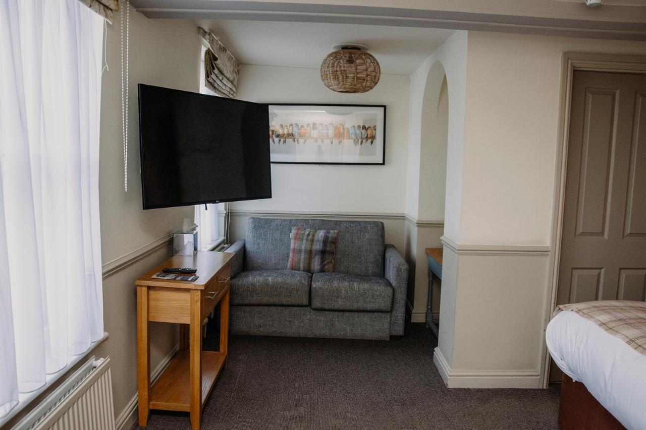 The George 4*
