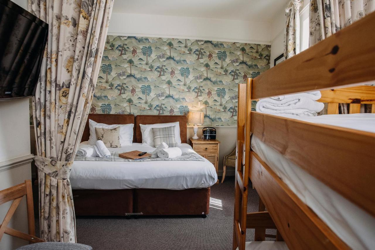 The George 4*